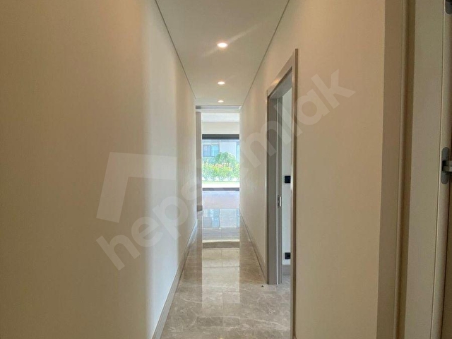 Diamond dan Kemerburgaz Maya Kemer Evlerinde SATILIK 3+1 Sıfır Bahçe Katı 151 m2 - Görsel 9