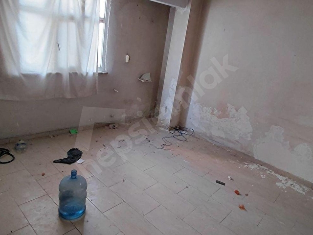 Lider Emlaktan  SATILIK  MÜSTAKİL  175 M2   2+1 BAHÇELİ BALKONLU TERASLI  TEK ARAÇ OTOPARKLI  DAİRE - Görsel 12