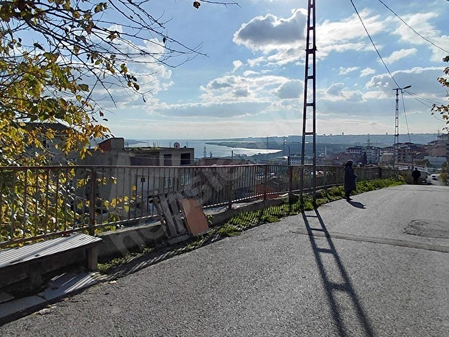 Lider Emlaktan  SATILIK  MÜSTAKİL  175 M2   2+1 BAHÇELİ BALKONLU TERASLI  TEK ARAÇ OTOPARKLI  DAİRE - Görsel 2