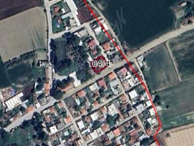 522 M2  yol cepheli konut işyeri depo müstakil ev yapimaina müsait arsa - Görsel 2
