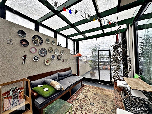Nisantasi Satılık Teraslı Modern Dekorlu Otoparklı Daire - Görsel 14