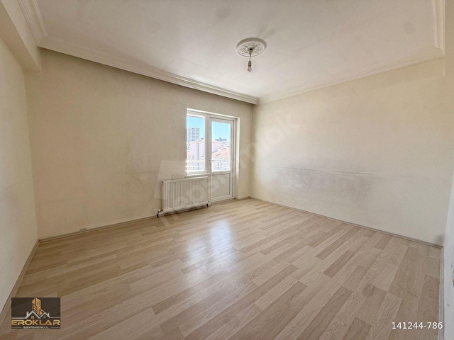 EROKLARDAN ANKARA MANZARALI TERAS BALKON ÇİFT BANYO BOŞ 3+1 - Görsel 15