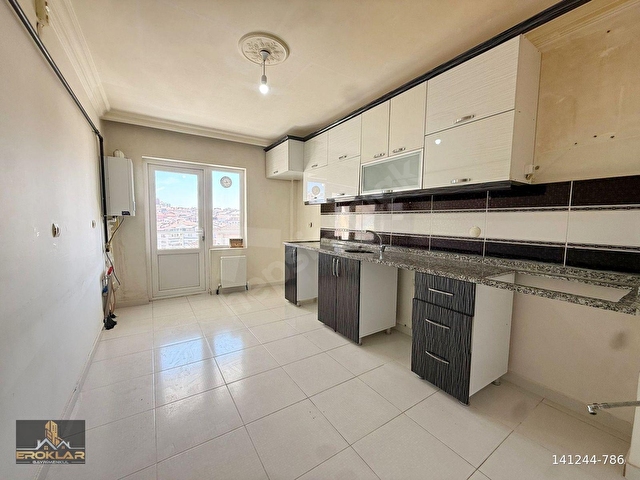 EROKLARDAN ANKARA MANZARALI TERAS BALKON ÇİFT BANYO BOŞ 3+1 - Görsel 6