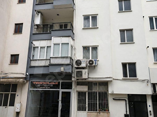 REMAX MODEL DEN KAYALIK CADDESINDE 3+1 SATILIK DAIRE
