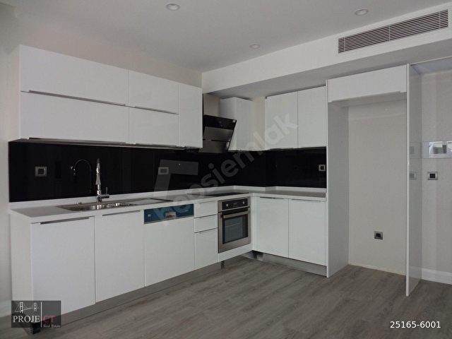Bomonti Life Residenceda Güvenlikli-Otoparklı-Havuz Cephe Kiralık 1+1 Daire - Görsel 8