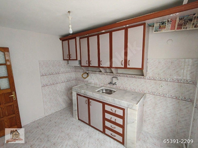 HALİL EMLAK TAN YÜKSEK GİRİŞ DOĞAL GAZLİ BOYALI TEMİZ 2+1 90 M2 17 000 TL - Görsel 2