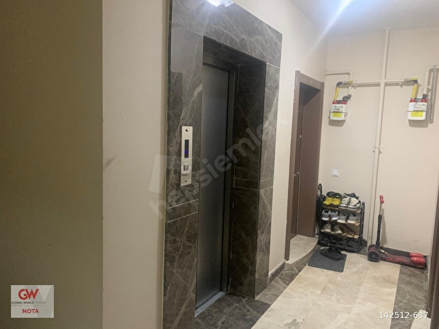 Gaziemir Merkeze 500 metre Açık ve Kapalı Otoparklı Geniş Daire - Görsel 6