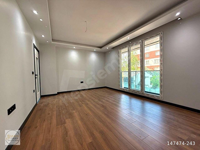 YAKUPLU METROBÜSE YAKIN BUTİK SİTE 2+1 OTOPARKLI BOŞ DAİRE - Görsel 14