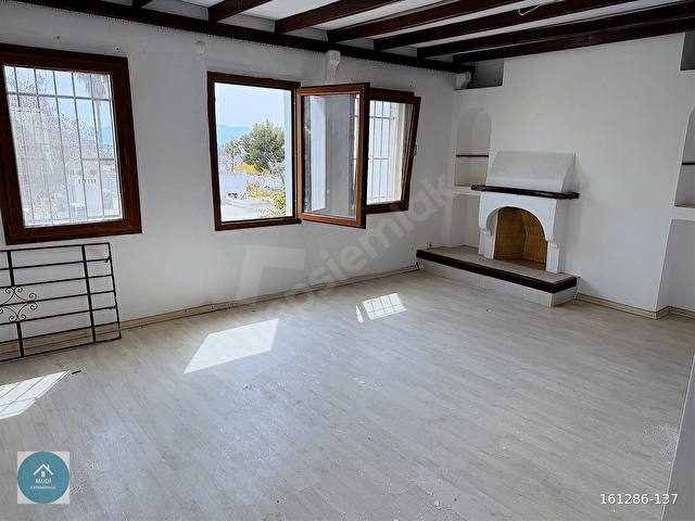Bodrum Merkez Yeniköy Sitede Kale Manzaralı Satılık Üst Daire - Görsel 13