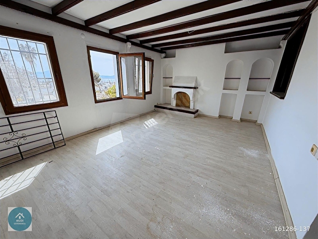 Bodrum Merkez Yeniköy Sitede Kale Manzaralı Satılık Üst Daire - Görsel 14