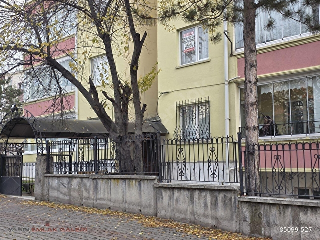 Gop mah çankaya güven sitesinde 2.katta geniş masrafsız daire... - Görsel 3