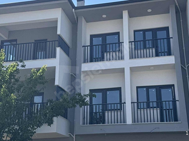 ORTACA ÇAYLI MAHALLESİN DE SATILIK 2+1 DAİRE - Görsel 2