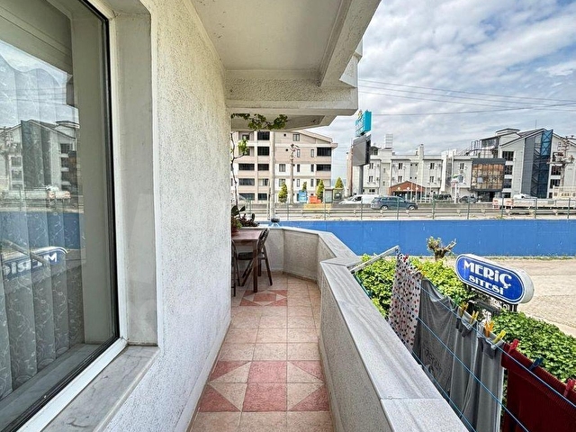 KARDEŞ GAYRİMENKUL DEN HAVUZLU SİTEDE FIRSAT 3+1 ARAKAT DAİRE - Görsel 13