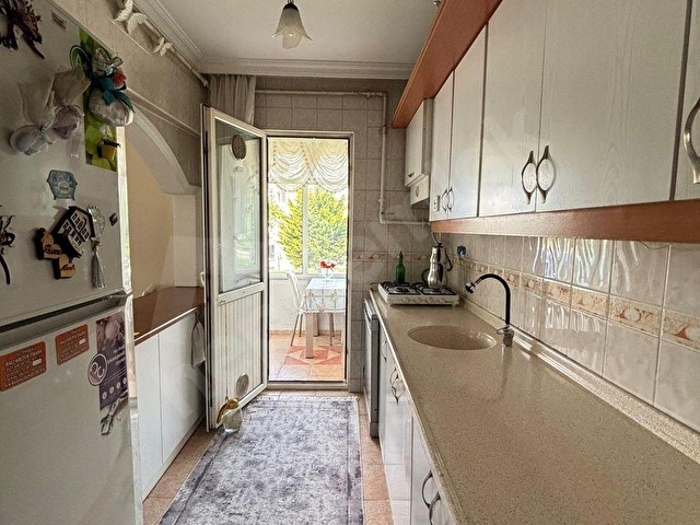 KARDEŞ GAYRİMENKUL DEN HAVUZLU SİTEDE FIRSAT 3+1 ARAKAT DAİRE - Görsel 9