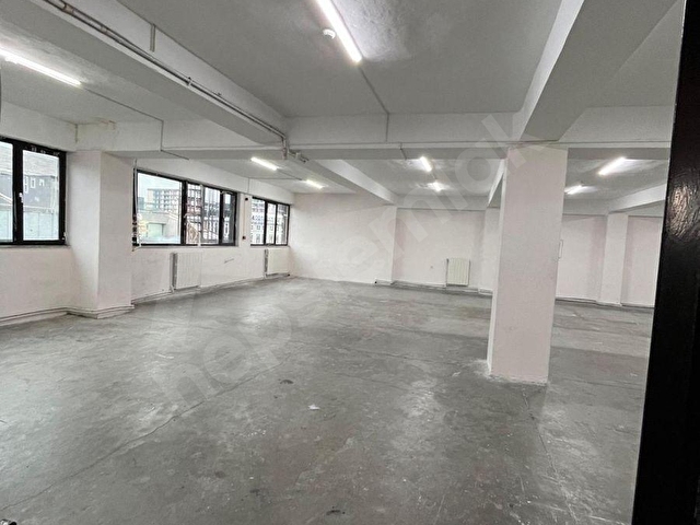Merter Keresteciler Set Altında 400m2 Yük Asansörlü İşyeri - Görsel 19