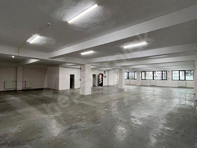 Merter Keresteciler Set Altında 400m2 Yük Asansörlü İşyeri - Görsel 13