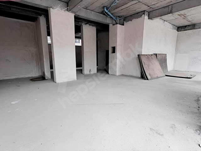 ZECORNER PREMİUMDAN BAĞCILAR METRO CIKIŞI 15 METRE CEPHE DÜKKAN - Görsel 12