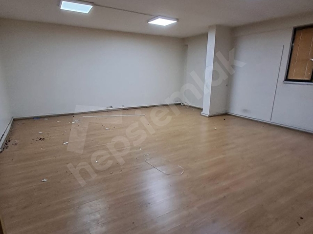 Merkezi Konumda Kiralık Ofis - Görsel 7