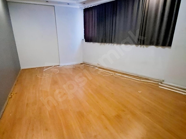 Merkezi Konumda Kiralık Ofis - Görsel 6