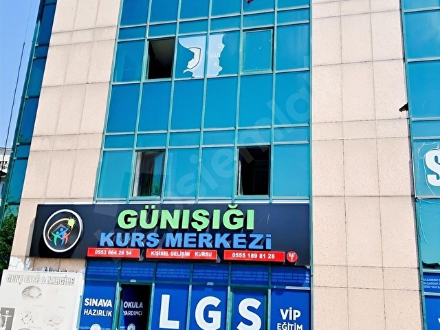 Merkezi Konumda Kiralık Ofis - Görsel 25