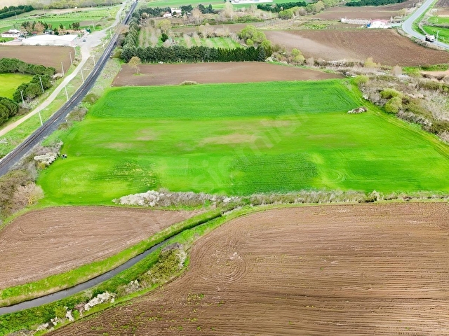 SATILIK SİLİVRİ AKÖRENDE 980 m² TARLA - Görsel 12