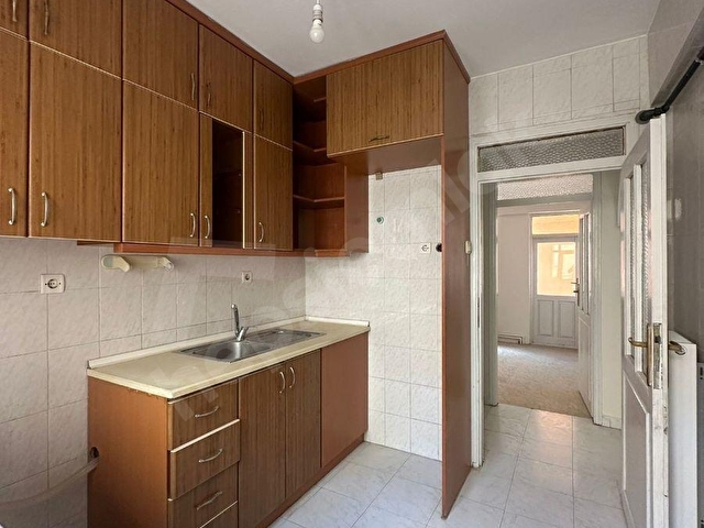 MEDRESE ALİBEY MAH. TAŞLIK CAMİİ ARKASINDA 3+1 KİRALIK DAİRE - Görsel 24