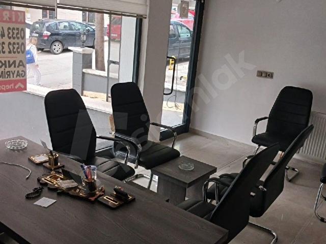 Esata möbleli veya boş ofis - Görsel 4