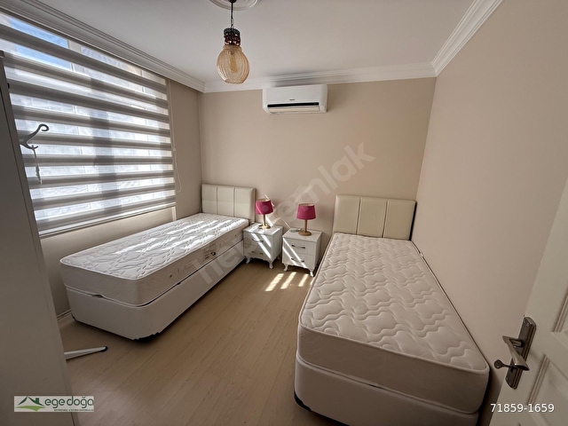 KUŞADASINDA MERKEZE YAKIN DENİZ MANZARALI 3+1 YOLA CEPHELİ DAİRE - Görsel 16