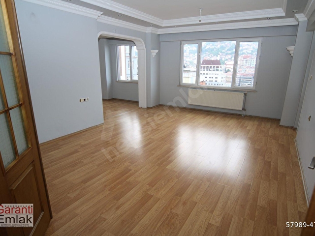 ZONGULDAK GARANTİ EMLAKTAN ÇARŞI MERKEZDE DENİZ VE ŞEHİR MANZARALI 2+1 SATILIK DAİRE - Görsel 10
