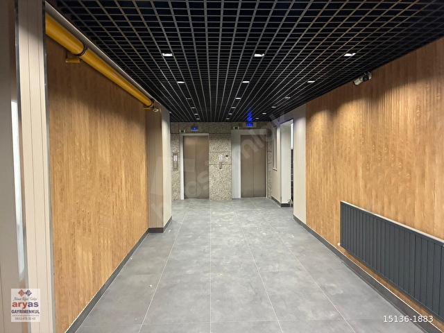MALTEPEDE GMK BULVARINDA METRO ÖNÜNDE 1+0 70 m2 KİRALIK OFİS - Görsel 5
