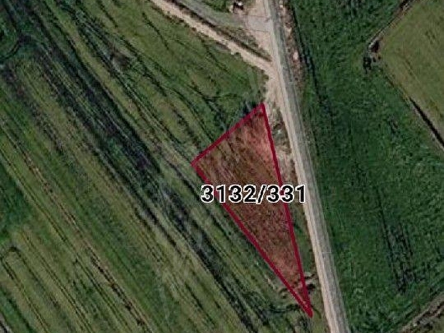 EDİRNE MERKEZ İSTASYON MAH.SATILIK 1.527 M² YOLA CEPHE TARLA