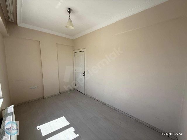 GÜVENEVLER MERKEZİ KONUMDA KİRALIK 2+1 DAİRE - Görsel 7