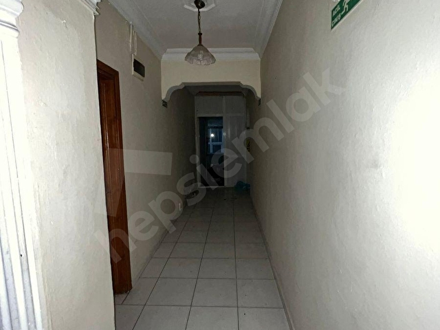 BAĞCILAR DAĞYOLU CADDE ÜSTÜ 240m2 KİRALIK OFİS - Görsel 18