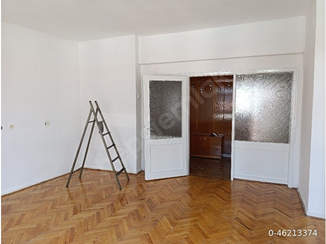 sahibinden caddeye yakın manzaralı kiralık daire - Görsel 2