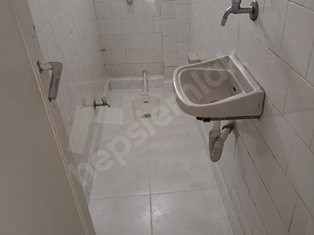 sahibinden caddeye yakın manzaralı kiralık daire - Görsel 12