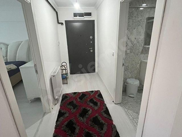 TURAN EMLAK 2+1 KOMBİLİ YENİ MOBİLYALI ORTA KAT ASÖNSÖRLÜ DAİRE KOLEJ - Görsel 14