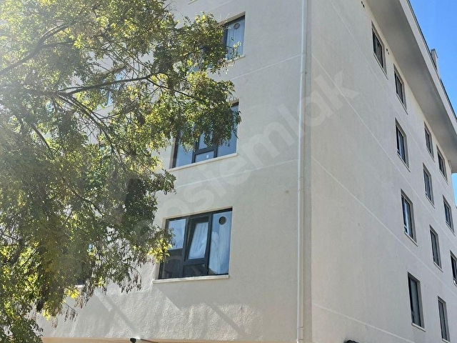 TURAN EMLAK 2+1 KOMBİLİ YENİ MOBİLYALI ORTA KAT ASÖNSÖRLÜ DAİRE KOLEJ - Görsel 11
