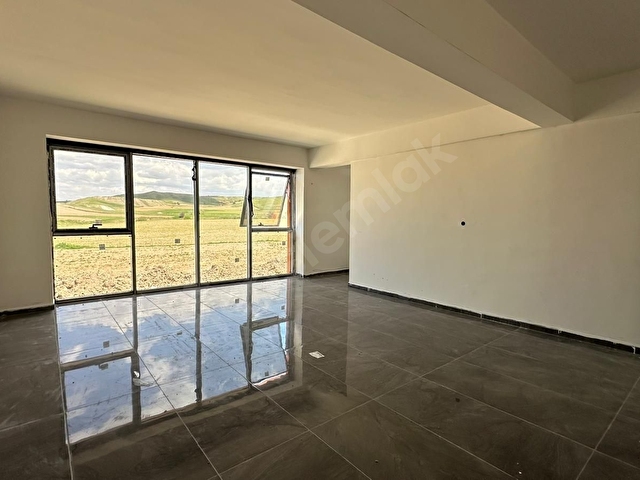 SARAY ORHANİYEDE İSTANBUL YOLUNA YAKIN FABRİKA ALANI - Görsel 10
