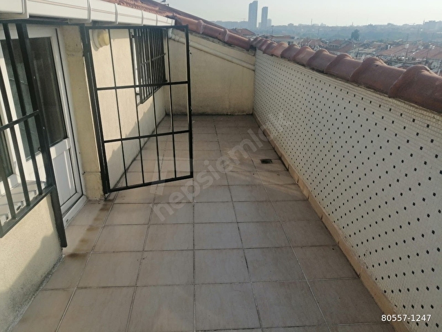 PAŞAMDAN FATİH SÜMBÜLEFENDİDE KİRALIK  DUBLEX DAİRE