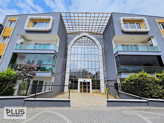 SİTE İÇERİSİNDE BAHÇE KULLANIMLI LÜKS SATILIK 2+1 DAİRE