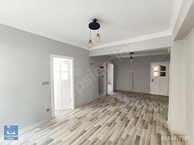 SARIYER POLİGONDA 2+1 BALKONLU FERAH KİRALIK DAİRE - Görsel 2