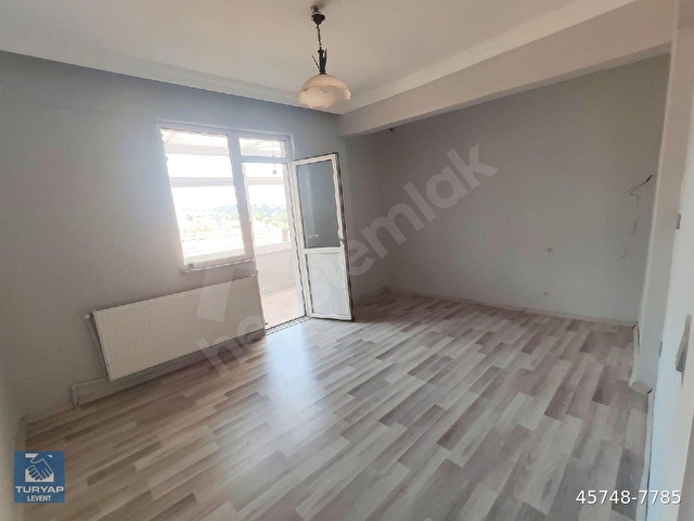 SARIYER POLİGONDA 2+1 BALKONLU FERAH KİRALIK DAİRE - Görsel 9