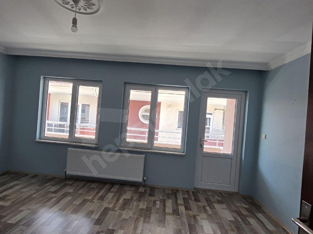BAHÇELİEVLER MAHALLESİNDE GENİŞ 4 KAT 3+1 KİRALIK DAİRE - Görsel 23