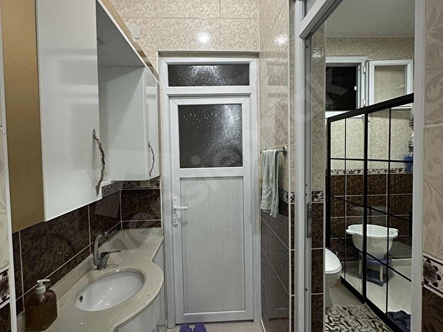 Kahvelipınarda Park Manzaralı, Bakımlı 3 Katlı Satılık Bina - Görsel 17
