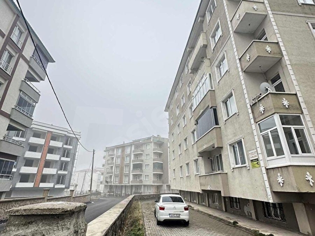 A.GAZİDE EMNİYETİN ARKASINDA SATILIK 3+1 İÇİ FUL YAPILI BODRUM - Görsel 4