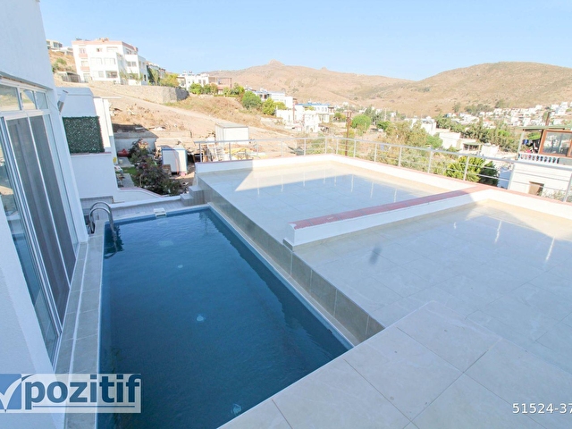 Bodrum Akyarlar Da Satilik Mustakil Bahceli Havuzlu Villa 51524 3722 Hurriyet Emlak