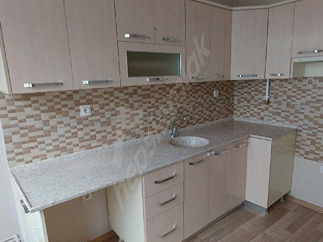 EKİCİ EMLAKTAN GAZİKEMAL MAHALLESİNDE KİRALIK DAİRE 3+1KOMBİLİ MANTOLAMALI YÜKSEK GİRİŞ KATI - Görsel 11