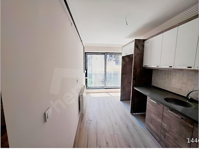 KÜÇÜK ÇİĞLİ 2+1 KAPALI MUTFAK EBEVEYN BANYOLU 80 M2 ARAKAT DAİRE - Görsel 24