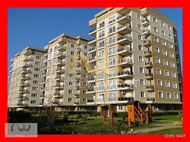 Cekmekoy Site Icerisinde Kapali Havuz Ve Otoparkli Merkezi 3195 3447 Hurriyet Emlak