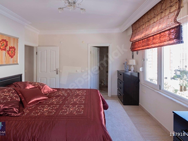 CİKCİLLİDE HAVUZLU SİTEDE MANZARALI EŞYALI 2+1 DAİRE - Görsel 4